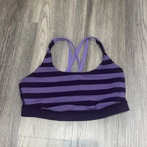 Lululemon sports bra
